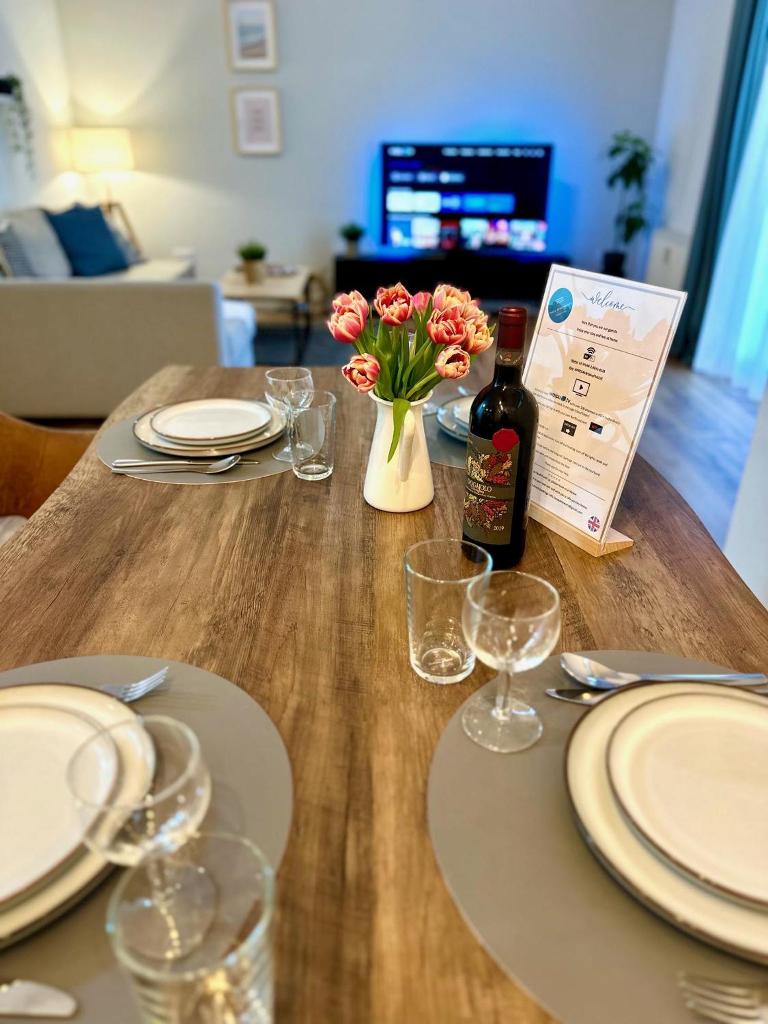 Geraeumiges 2R City-Apartment Uninaehe Mit Tv Streaming, Terrasse 马格德堡 外观 照片