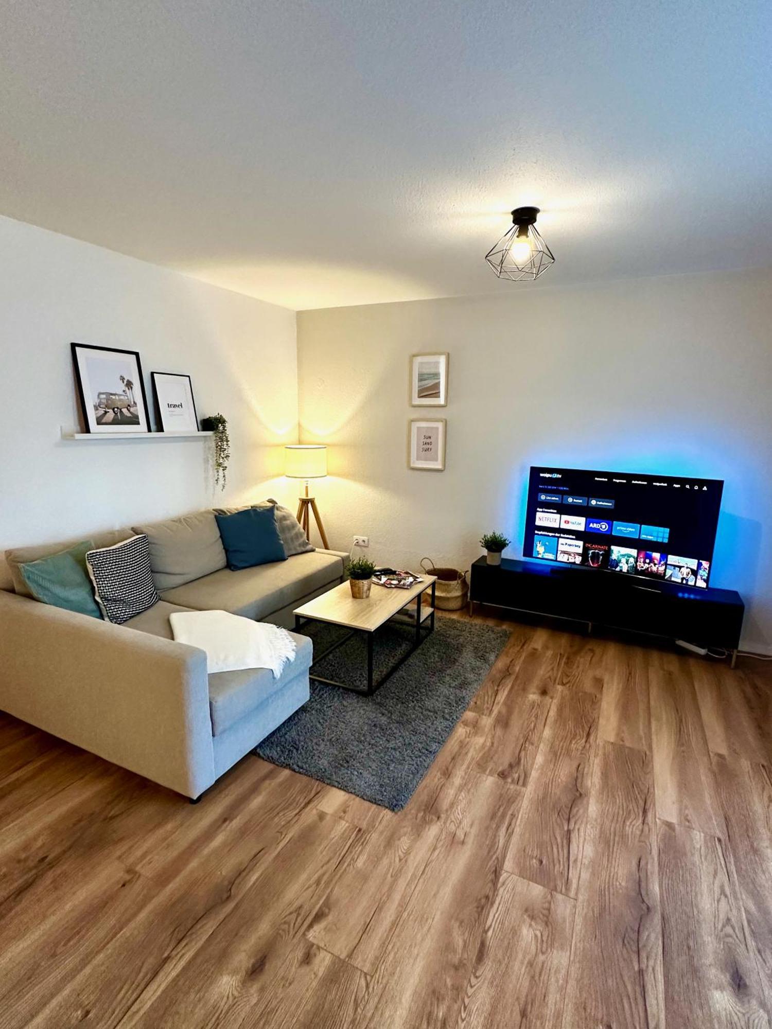 Geraeumiges 2R City-Apartment Uninaehe Mit Tv Streaming, Terrasse 马格德堡 外观 照片